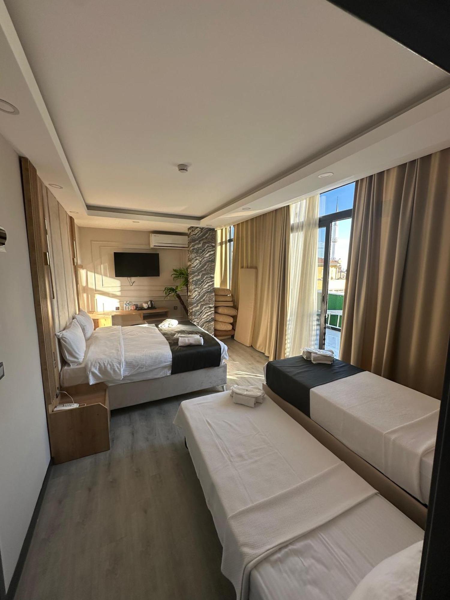 Grand Oezer Hotel Стамбул Экстерьер фото